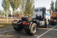 4×2 Tractor Unit